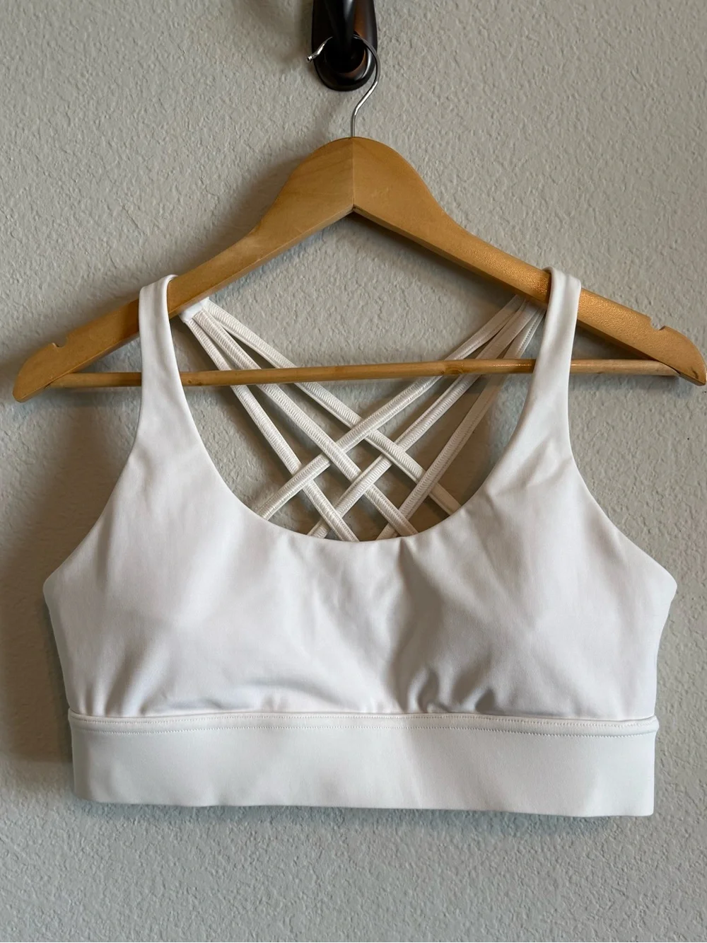 Savvi Sun Bra White Strappy Crisscross Back Padded Sports Bralette Size XL